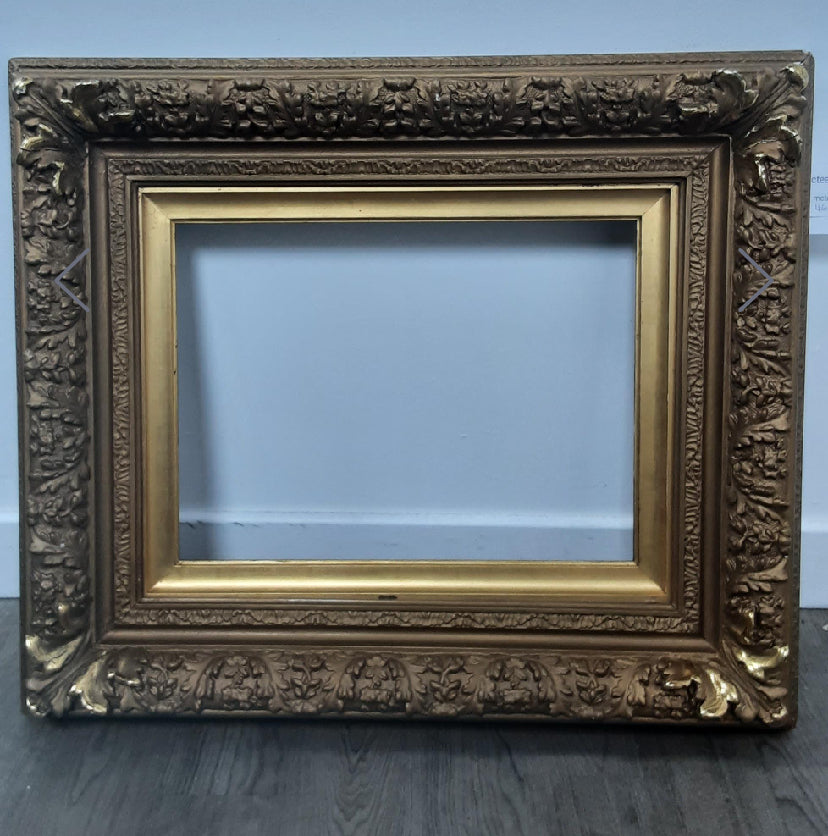 19th century Gilt & Gesso foliate decorated picture frame