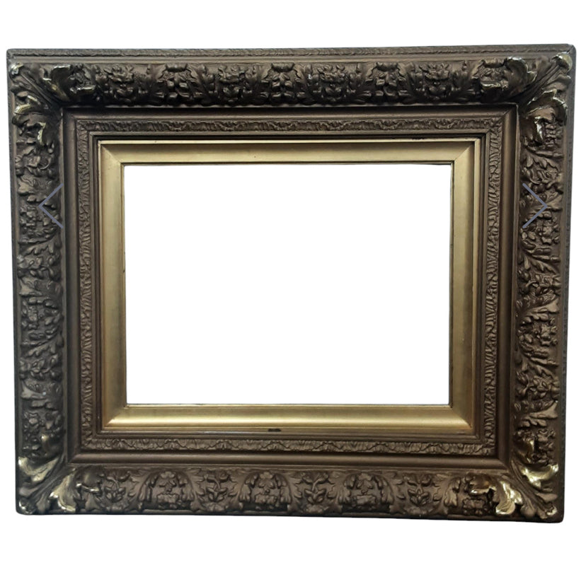 19th century Gilt & Gesso foliate decorated picture frame