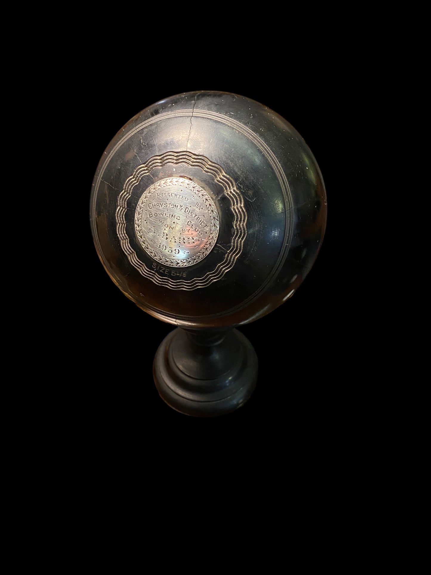 A pair of lawn bowls trophy’s on ebonised stands dated 1939
