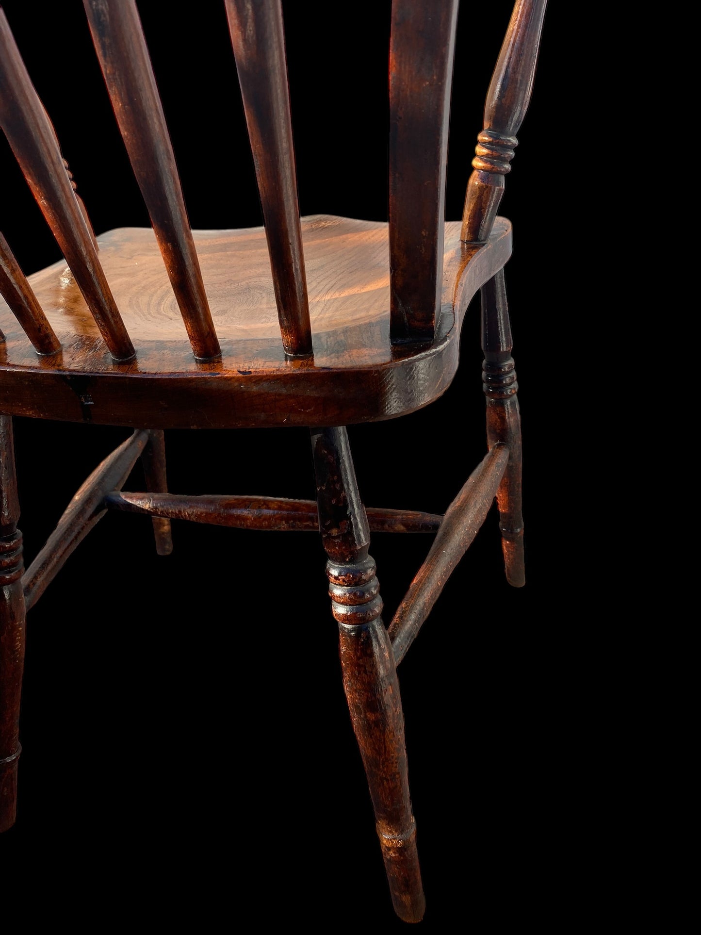 Elm & Beech spindle back Windsor chair
