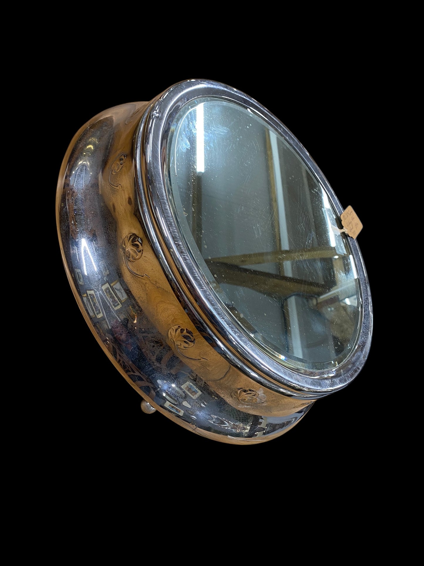 Large mirrored wedding cake stand circa 1960’s
