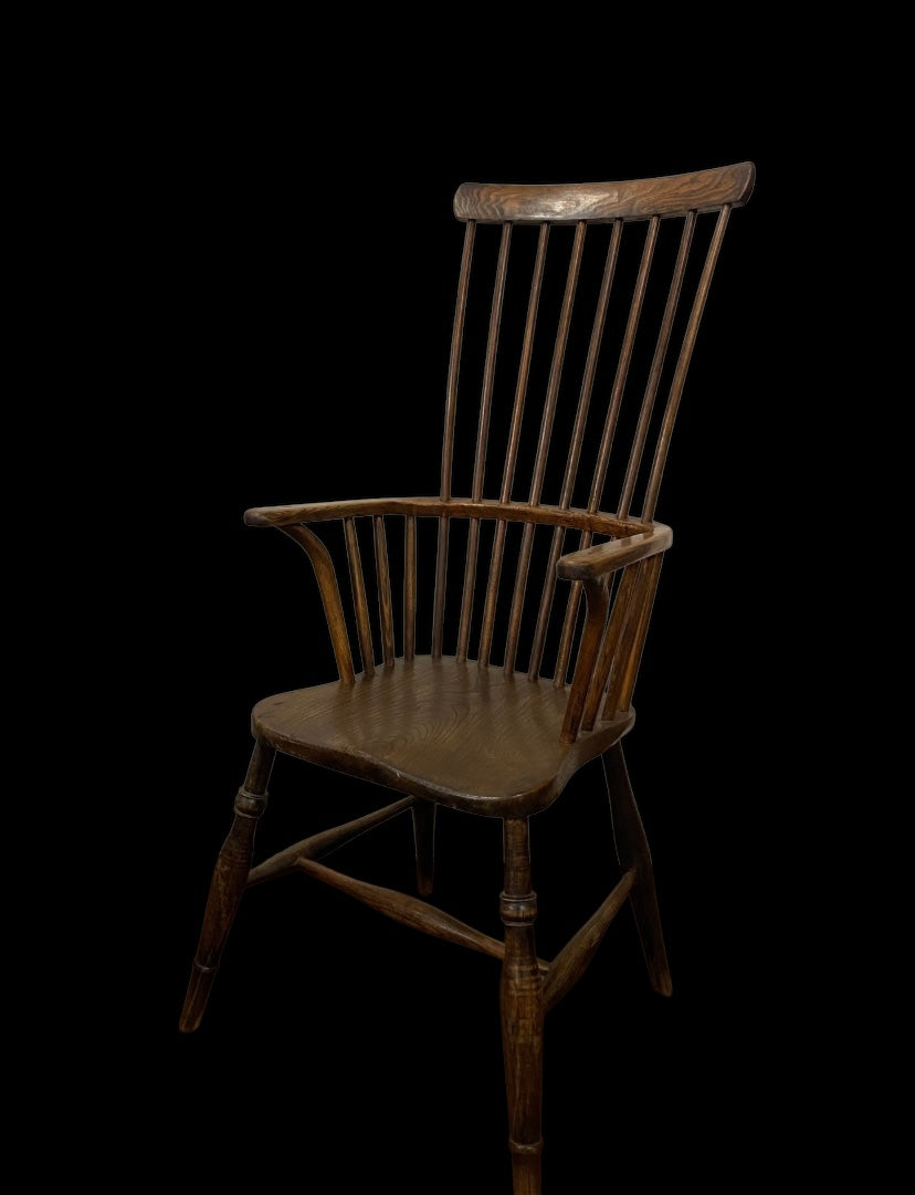 A Georgian Comb-back Windsor chair