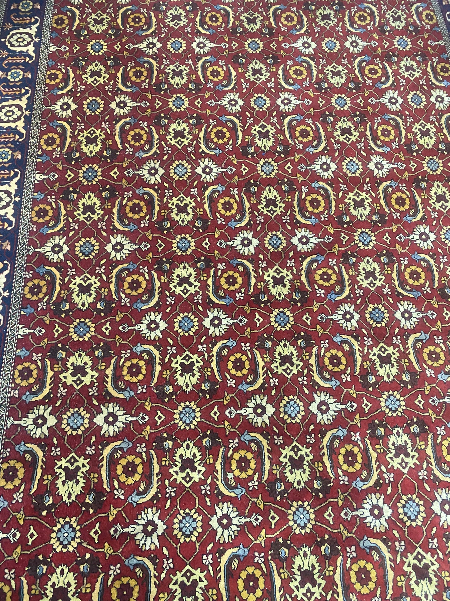 Large Eastern rug woollen rug