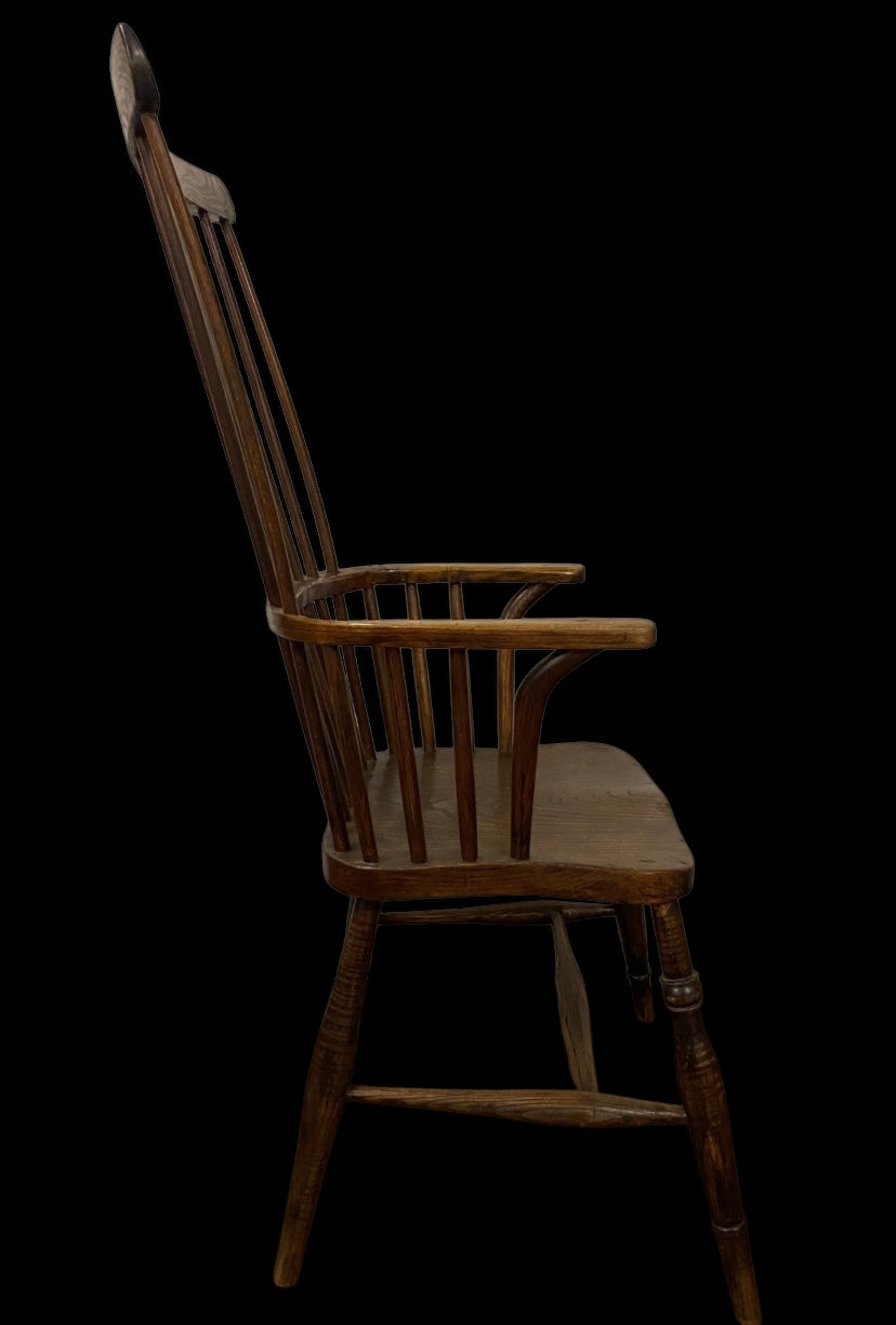 A Georgian Comb-back Windsor chair
